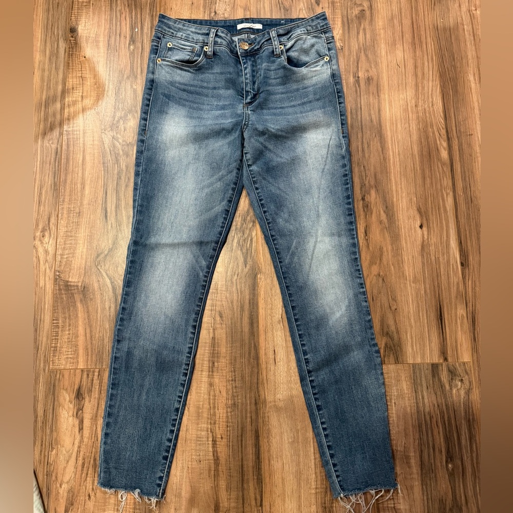 STS Blue Ankle Cropped Emma Midrise Jeans with Frayed Hem Size 27